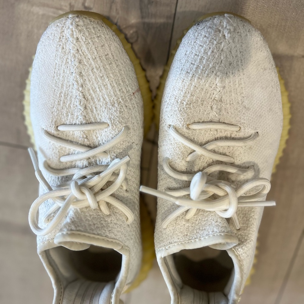 YEEZY 350 boost